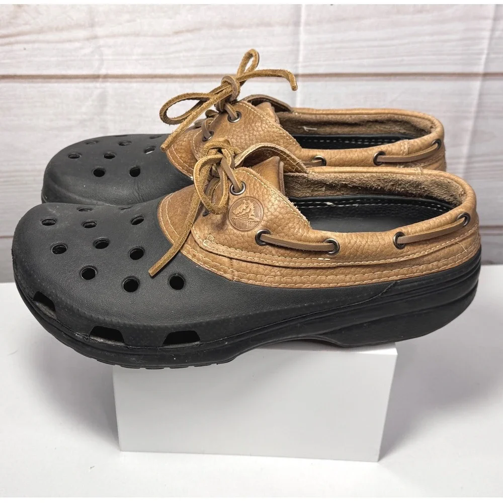 Crocs Pitcrew Boat Shoes Mens 10 Womens 12 Black Tan Leather Laced Clogs Slip On